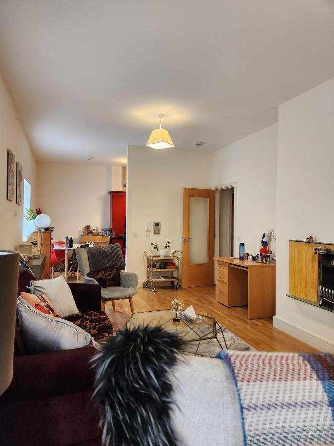 Our Tiny Little Home Cork Buitenkant foto